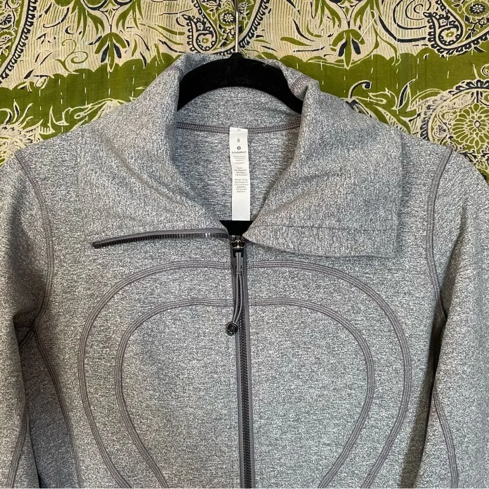NWOT Lululemon Heathered Slate In Stride Workout Ready Jacket Size 8